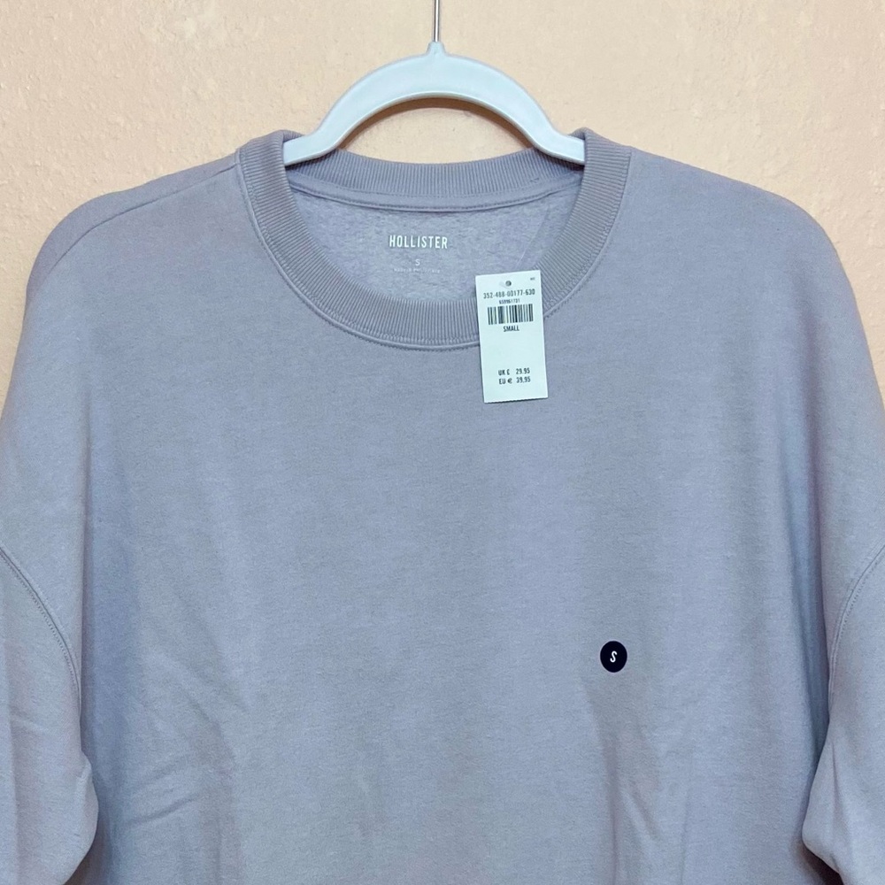 Hollister Oversized Crew Sweatshirt - Picture 4 of 6